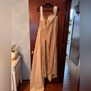 Elegant Gold Sequin Gown